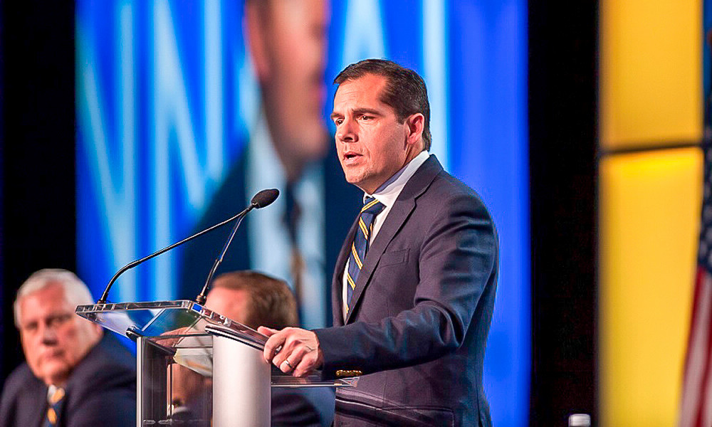 Derek Sprague (‘88), speaks during the General Session of the 98th PGA Annual Meeting in 2014 at The JW Marriott in Indianapolis, Indiana, in his capacity as president.