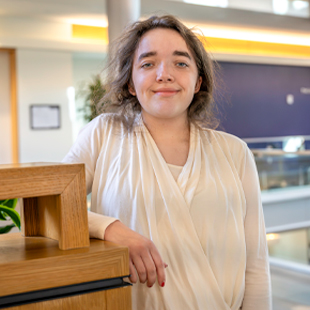 Headshot of Patricia Ward, a current Quantitative Finance and Mathematics student. 