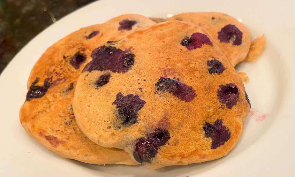 blueberry-protein-pancakes